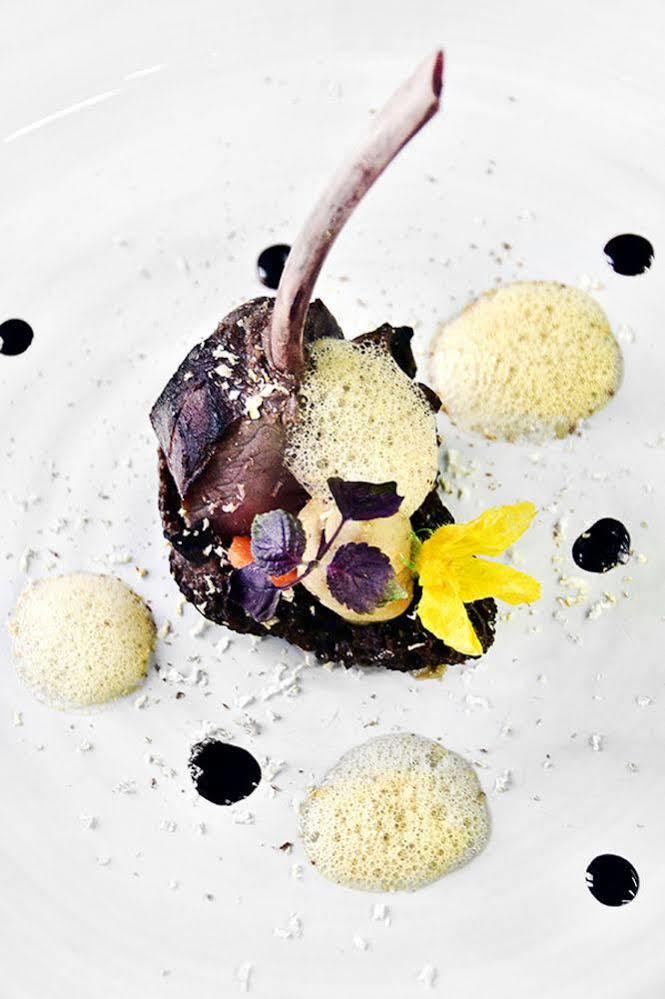 Luzy Logis Hotel Du Morvan - Restaurant La Table De Jerome מראה חיצוני תמונה